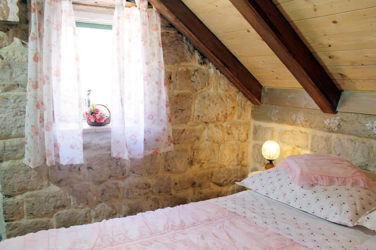 Apartments D&N Vis Dış mekan fotoğraf