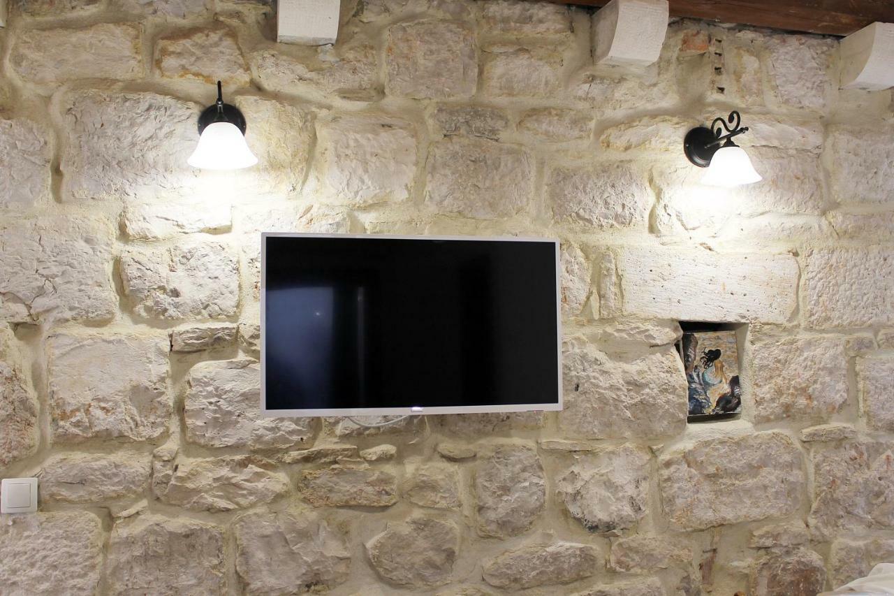 Apartments D&N Vis Dış mekan fotoğraf
