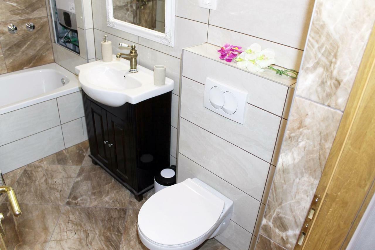 Apartments D&N Vis Dış mekan fotoğraf