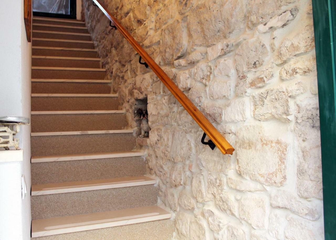 Apartments D&N Vis Dış mekan fotoğraf