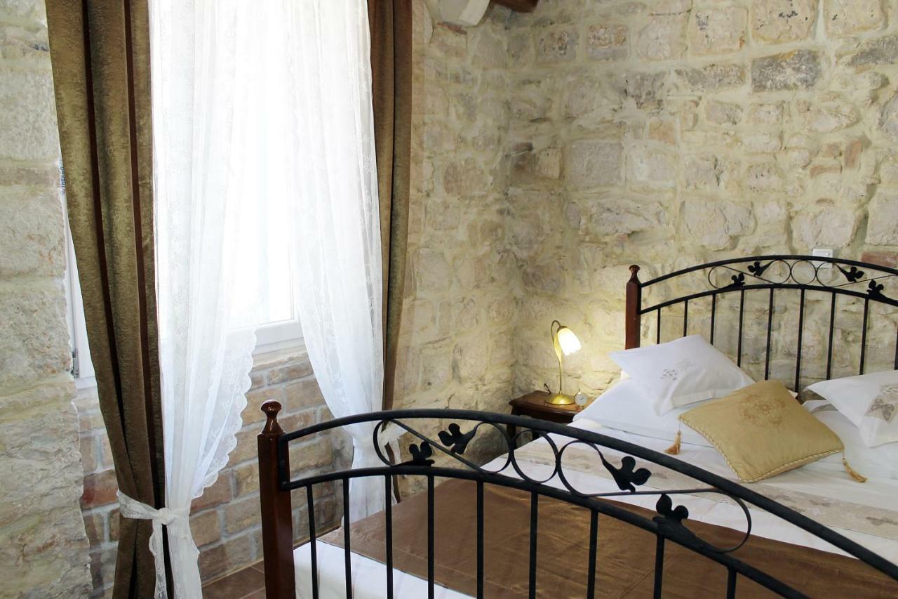 Apartments D&N Vis Dış mekan fotoğraf