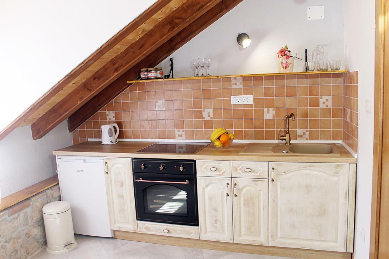 Apartments D&N Vis Dış mekan fotoğraf