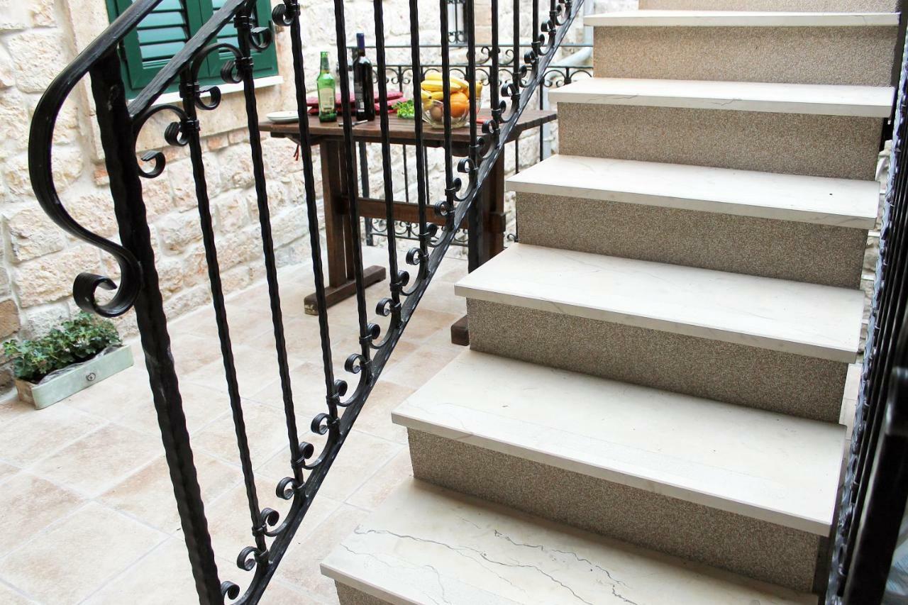 Apartments D&N Vis Dış mekan fotoğraf