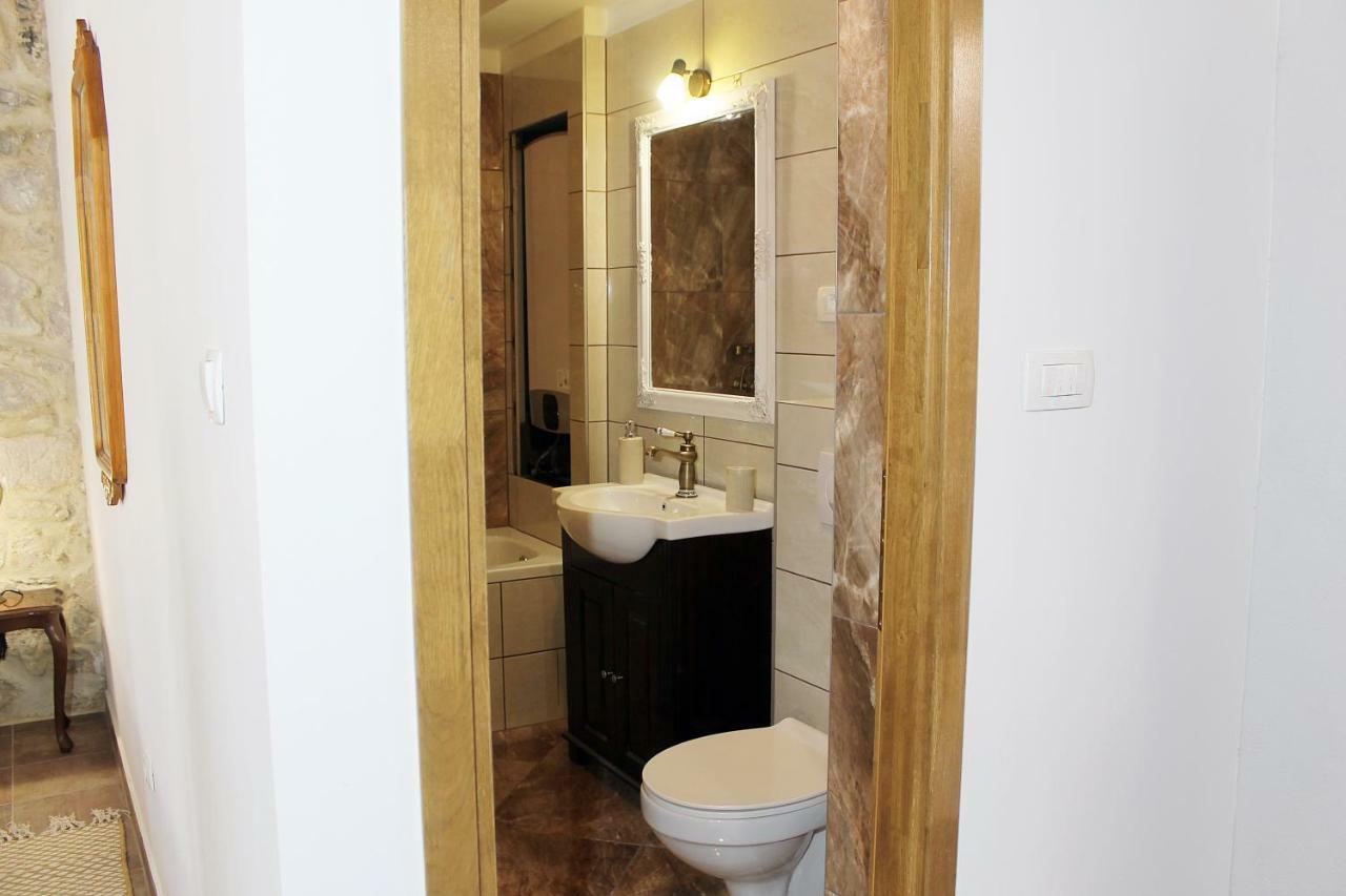 Apartments D&N Vis Dış mekan fotoğraf