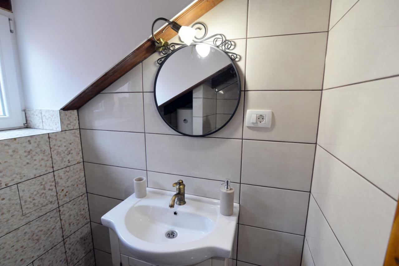 Apartments D&N Vis Dış mekan fotoğraf